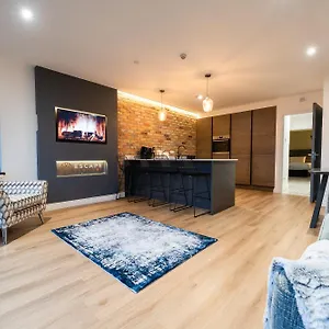 https://escape-ordinary-in.belfasthotelsireland.com