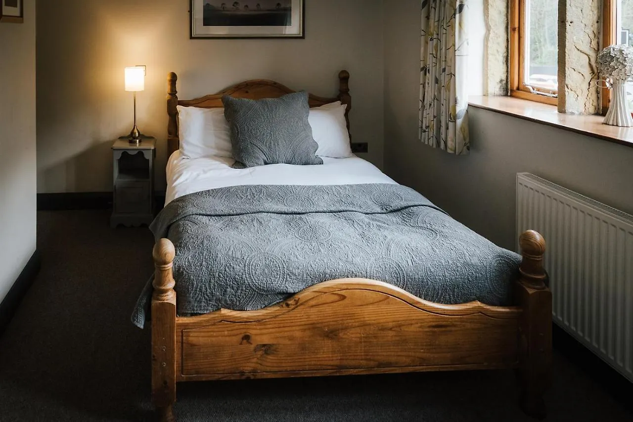 The Woodman Inn Huddersfield 5*,